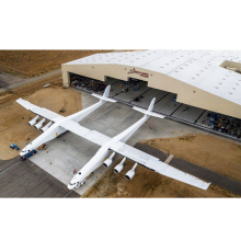 Stahlhangar -Dachkonstruktion Stahltrüns am Flughafenterminal